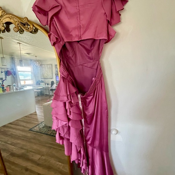 Mac Duggal FLUTTER SLEEVE CUT OUT ASYMMETRICAL RUFFLED GOWN - Picture 4 of 7